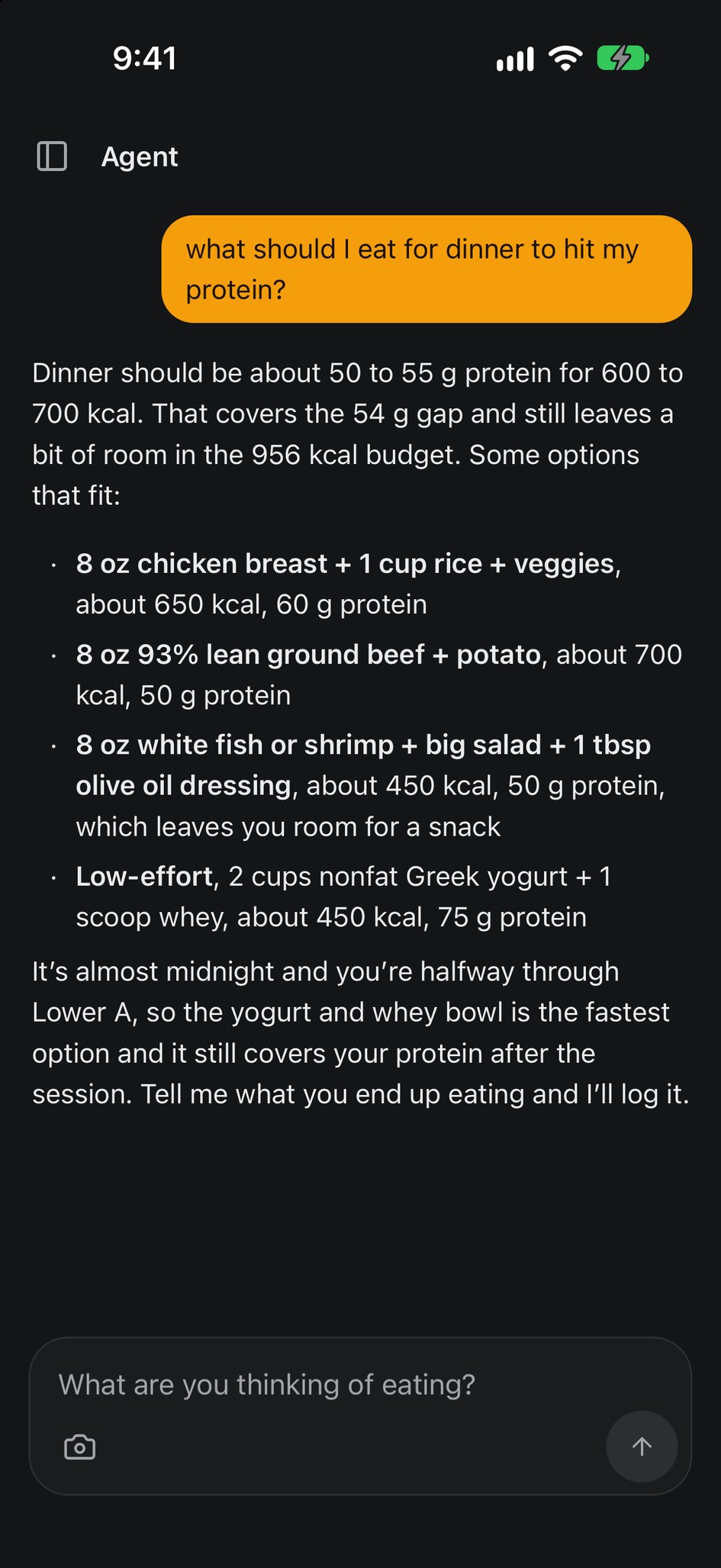 The skcal Agent on iPhone answering what to eat for dinner, with options sized to the protein and calories left today